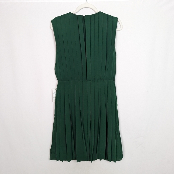 NWT Modcloth M The Pleat-est Dress Solid Green Green Fit and Flare Bow Pleated - Picture 3 of 16